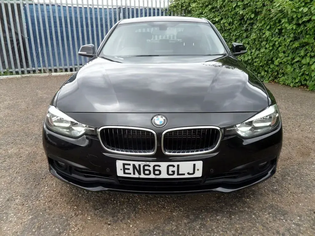 Used BMW 330 Comfort Edition 249 HP (183 kW) 2017 Black Sedan