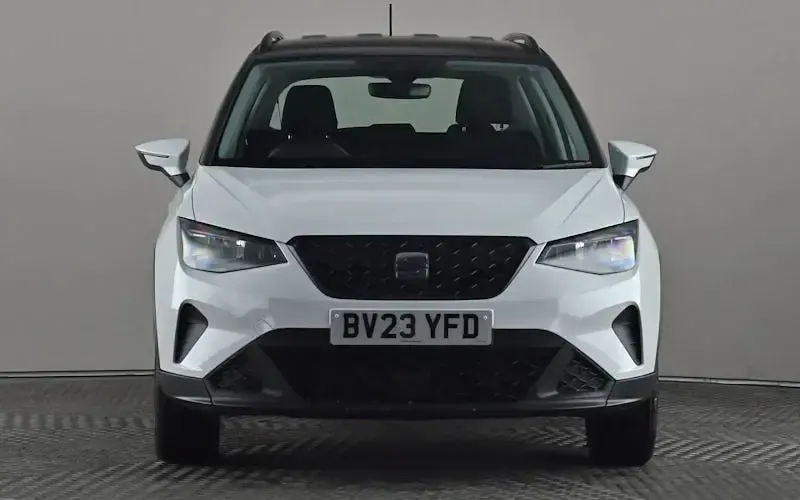 Begagnad Seat Arona SE Technology 95 HK (69 kW) 2025 SUV