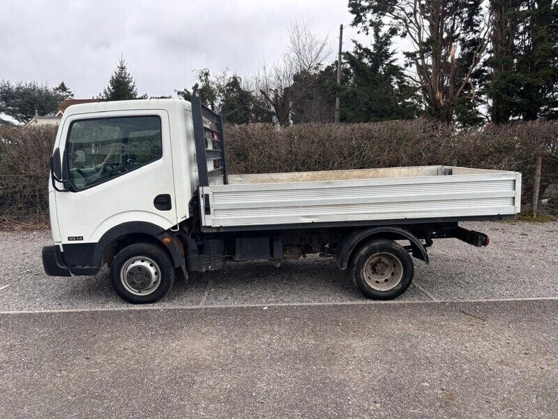 White Used 2012 Nissan Cabstar Pickup | £7,995 (Good price) - Image 1/4