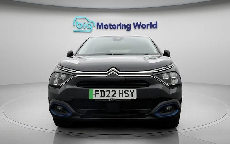 Used Citroën e-C4 Shine 100 kW (136 HP) 2022 Black Hatchback