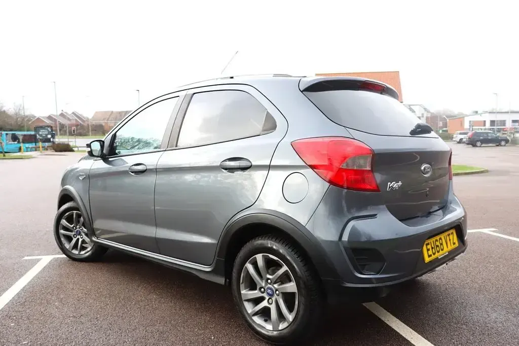 Used Ford Ka Plus Active 85 HP (62 kW) 2018 Grey Hatchback