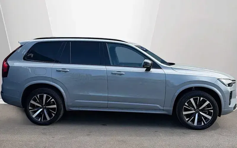 Used Volvo XC90 Plus 250 HP (183 kW) 2025 SUV