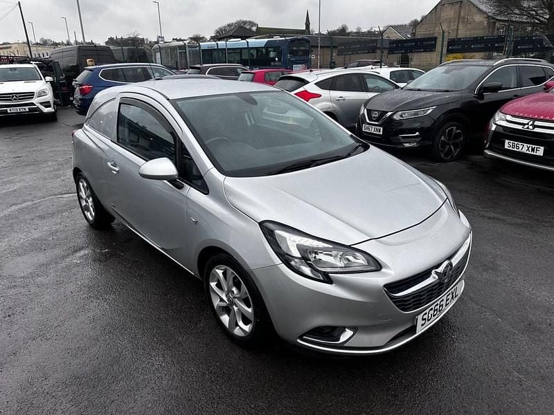 Used Vauxhall Corsa Sportive 95 HP (69 kW) 2016 Silver Hatchback