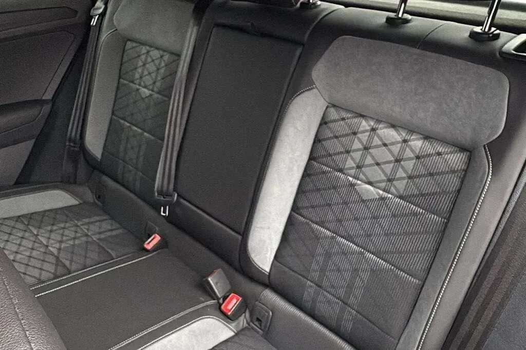 Usado VW T-Roc R-line 150 HP (110 kW) 2023 Cinzento SUV