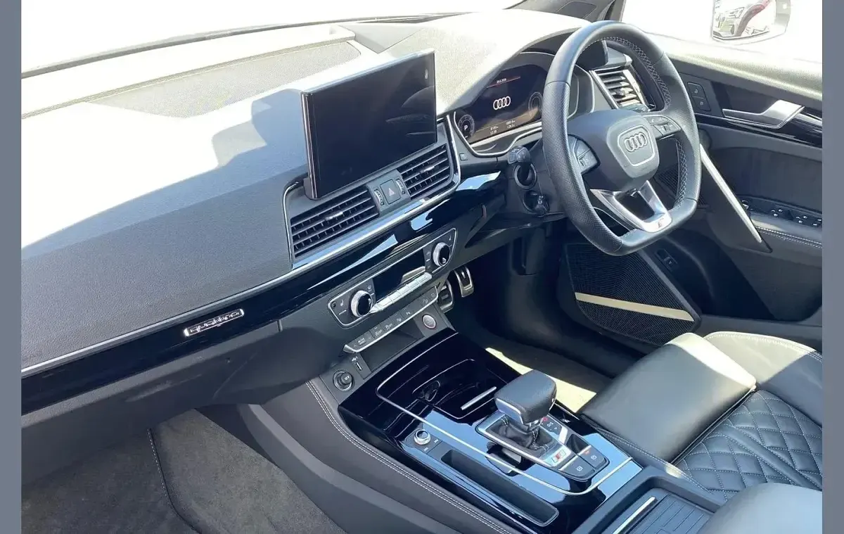 Used Audi SQ5 Black Edition 341 HP (250 kW) 2024 White SUV