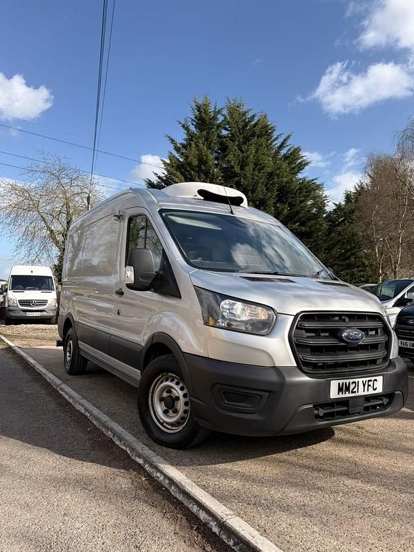Usado Ford Transit 2021 Plateado