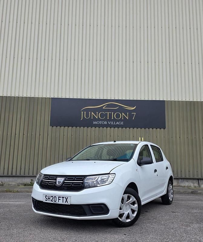 Used Dacia Sandero Essentiel 2020 White Hatchback