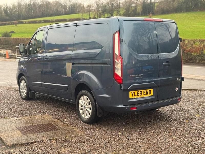 Used Ford Transit Custom Limited 130 HP (95 kW) 2019 Blue Van