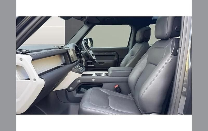 Used Land Rover Defender HSE Dynamic 249 HP (183 kW) 2024 Grey SUV