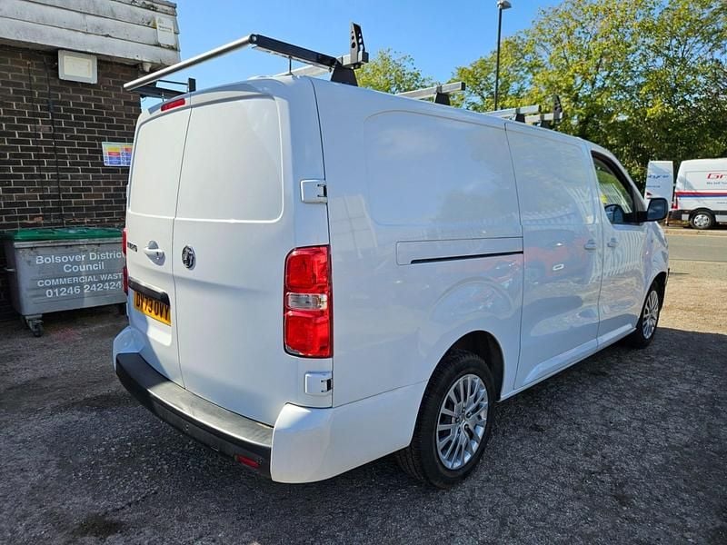 White Used 2023 Vauxhall Vivaro Van | £4,995 - Image 1/4