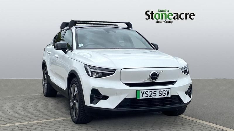White New 2024 Volvo EC40 Plus SUV | £41,498 - Image 1/4