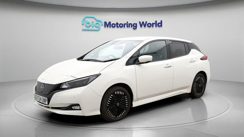 Used Nissan Leaf Tekna 110 kW (150 HP) 2024 White Hatchback