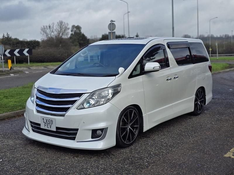Used Toyota Alphard 2009 White MPV