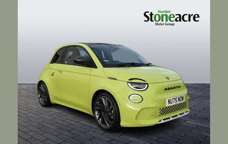 New Abarth 500e Scorpionissima 114 kW (155 HP) 2025 Green Hatchback