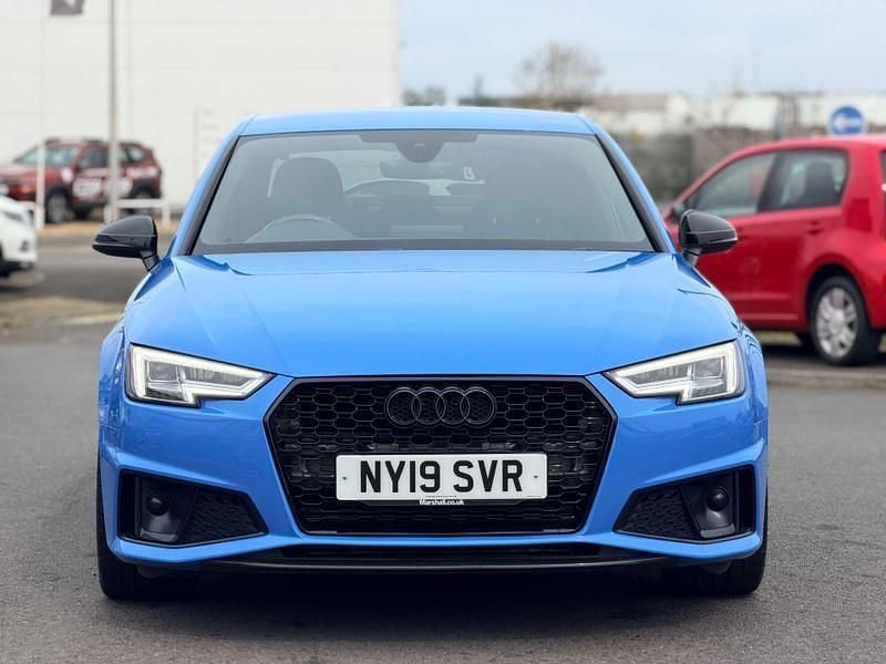 Used Audi A4 Black Edition 245 HP (180 kW) 2019 Blue Sedan