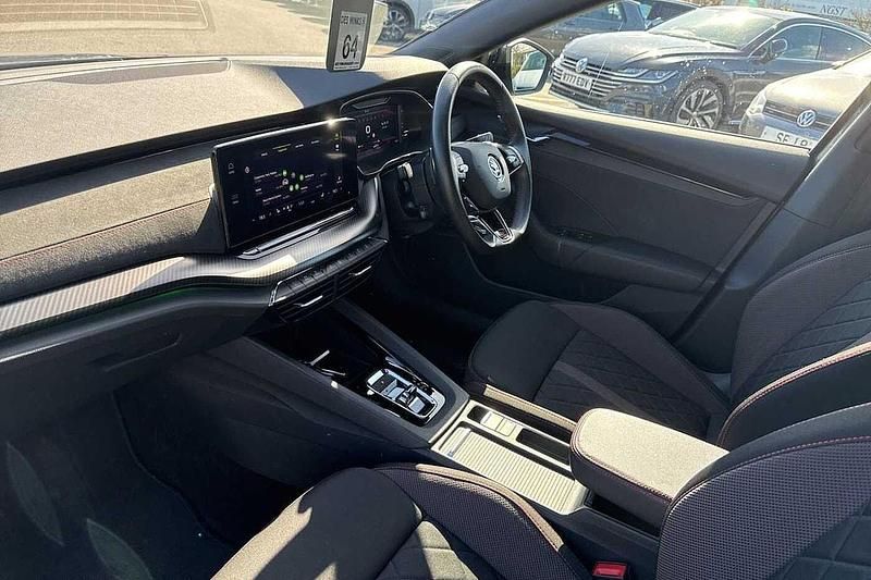 Used Skoda Octavia vRS 180 HP (132 kW) 2023 Graphite grey metallic Estate