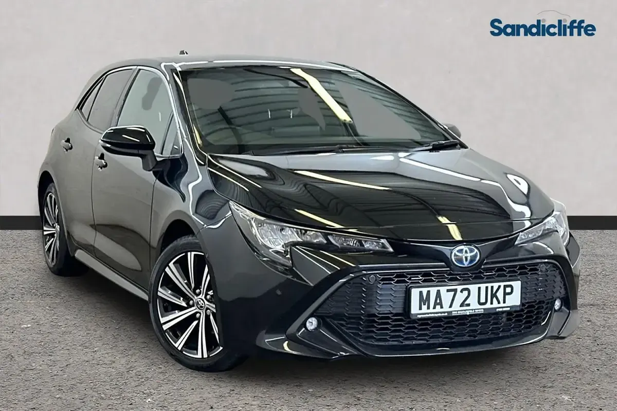 Gebraucht Toyota Corolla Design 122 PS (89 kW) 2022 Kleinwagen