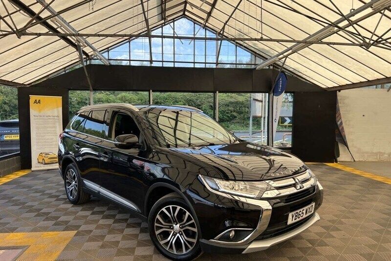 Black Used 2015 Mitsubishi Outlander SUV | £9,850 (Fair price) - Image 1/1