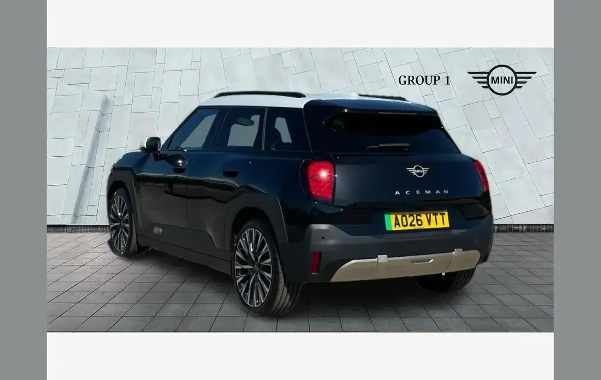 New Mini Aceman Exclusive 135 kW (184 HP) 2026 Black SUV