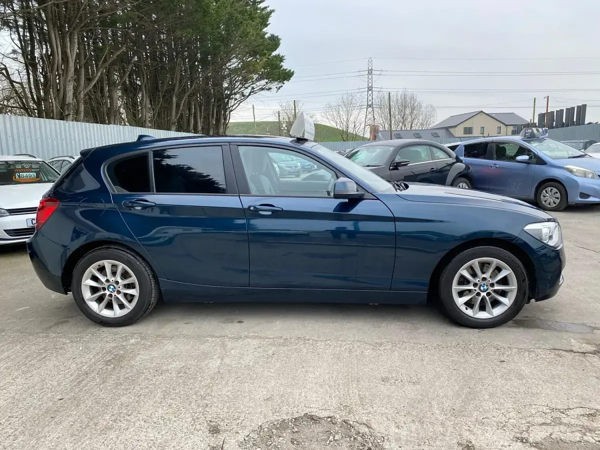 Used BMW 116 Sport Line 2014 Green Hatchback