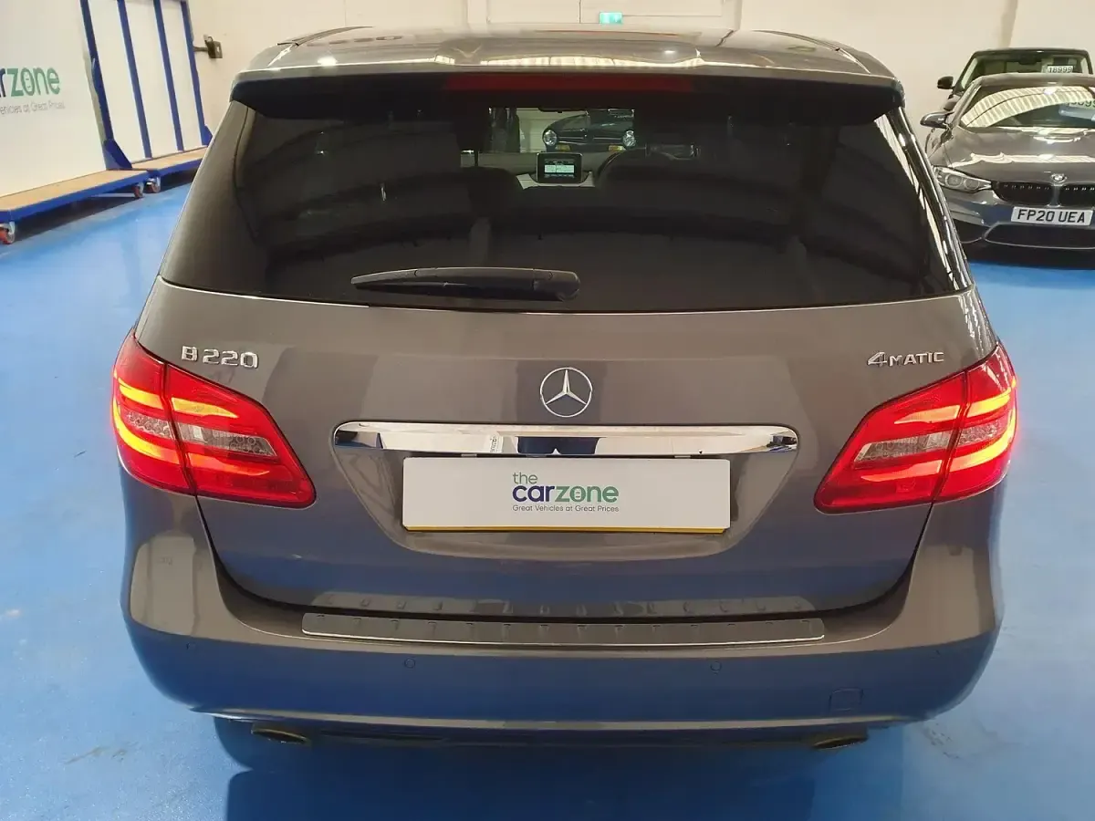 Used Mercedes B220 2014 Grey MPV