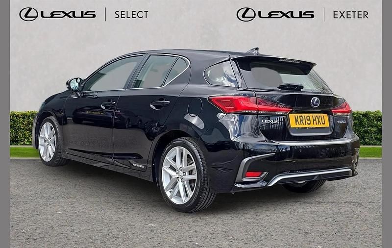 Used Lexus CT200h 134 HP (98 kW) 2019 Black Hatchback