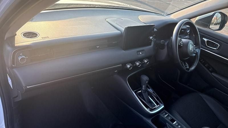 Used Honda HR-V Advance 131 HP (96 kW) 2023 White SUV