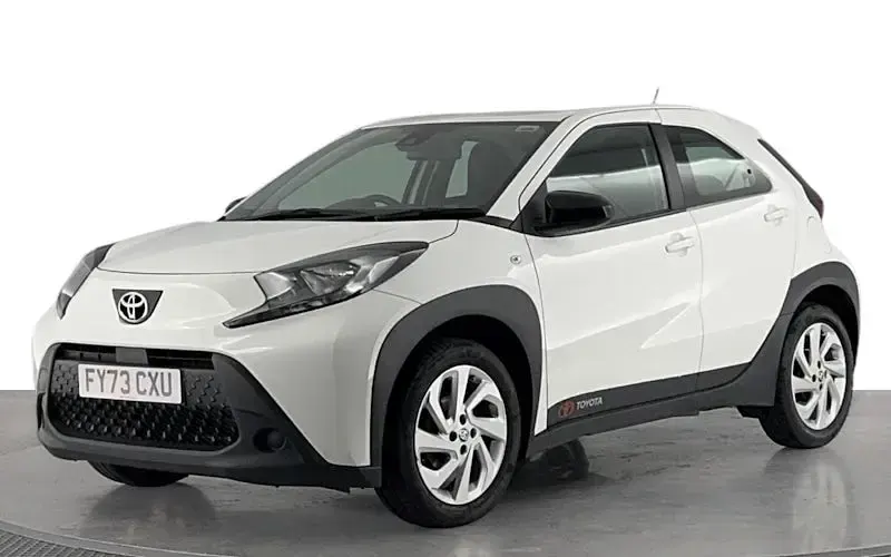 Used Toyota Aygo X PURE 72 HP (52 kW) 2025 SUV
