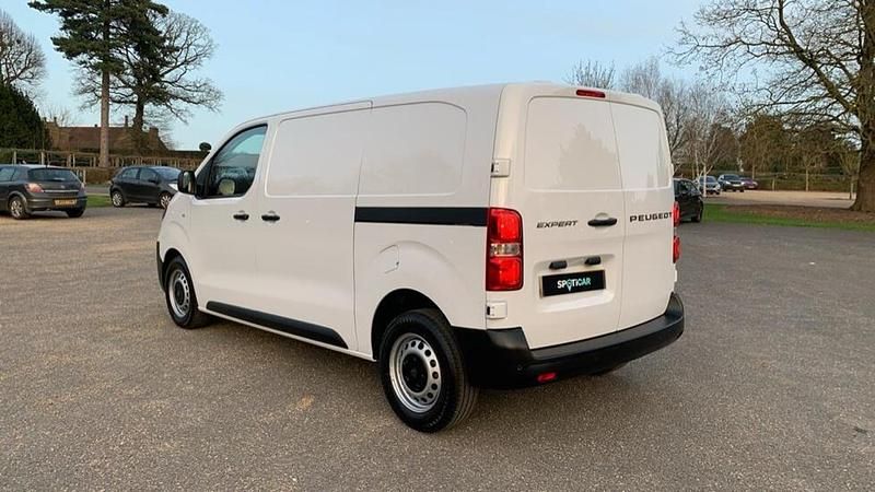 New Peugeot Expert 118 HP (86 kW) 2026 White Van