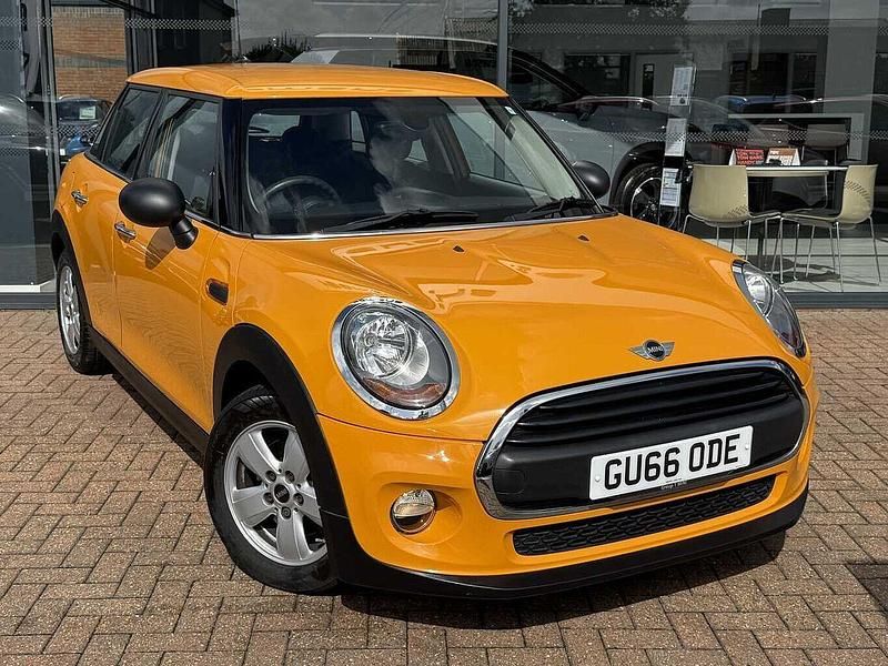 Orange Used 2016 Mini ONE Hatch Hatchback | £7,999 (Good price) - Image 1/4