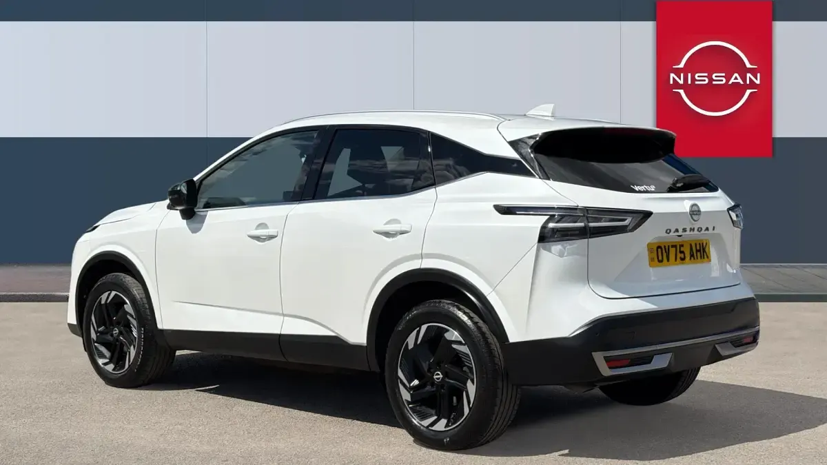 Used Nissan Qashqai N-Connecta 140 HP (102 kW) 2025 White SUV