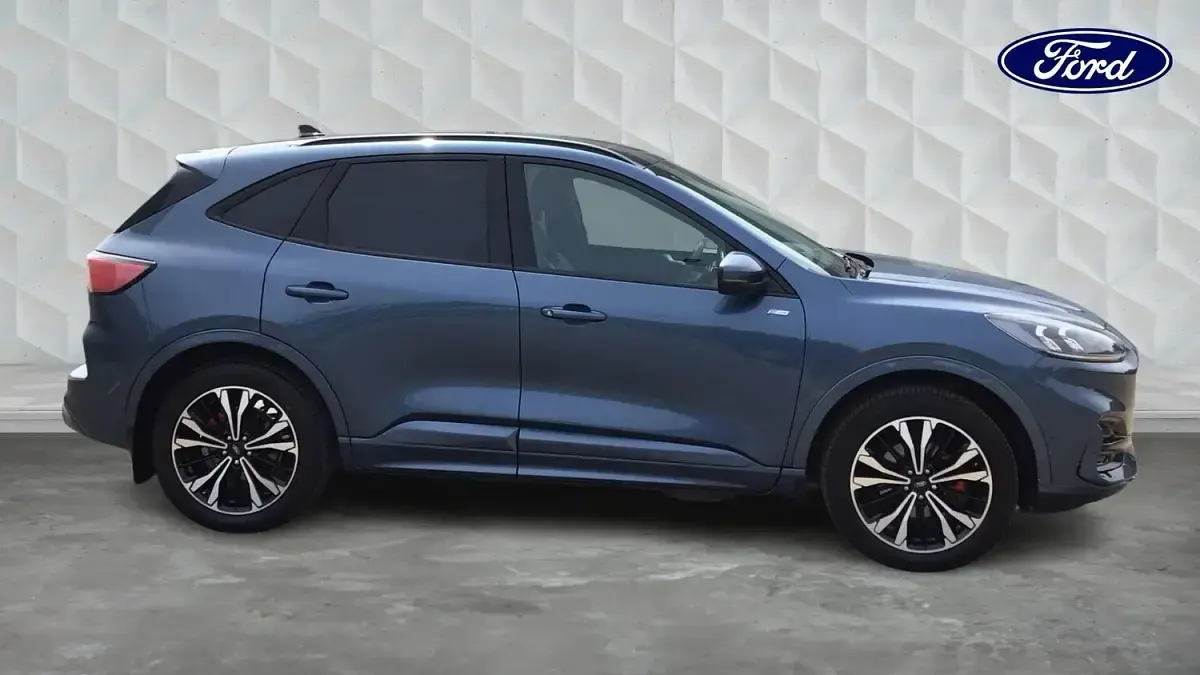 Used Ford Kuga ST-Line X 225 HP (165 kW) 2023 Blue SUV