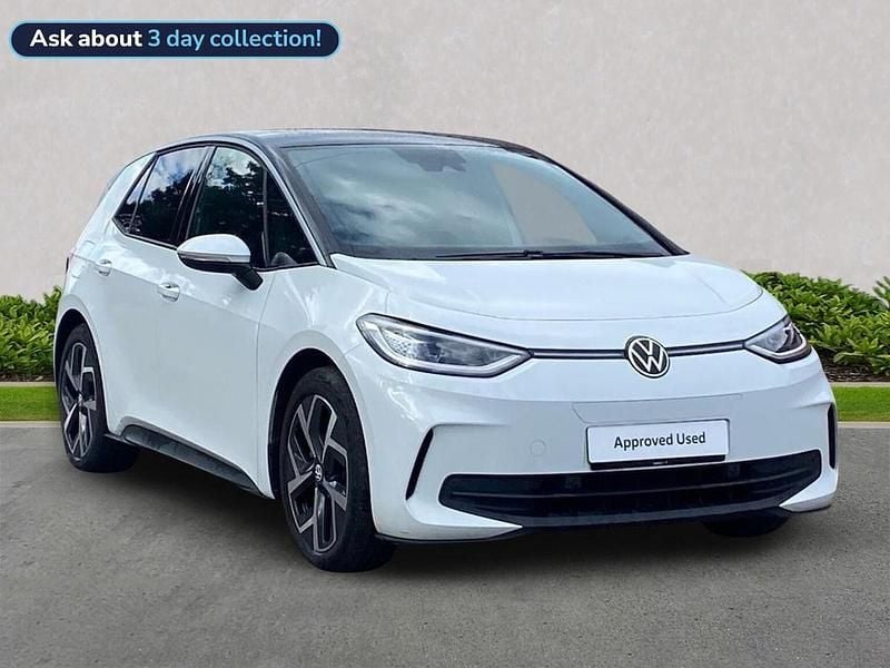 White Used 2023 VW ID.3 Pro Hatchback | £20,999 (Expensive) - Image 1/4