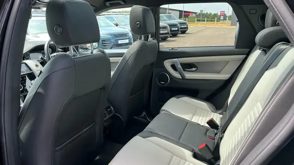 Used Land Rover Discovery Sport HSE Dynamic 309 HP (227 kW) 2022 Black SUV