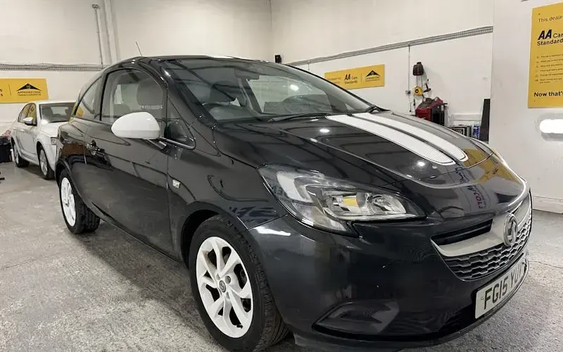 Used Vauxhall Corsa 69 HP (50 kW) 2015 Black Hatchback