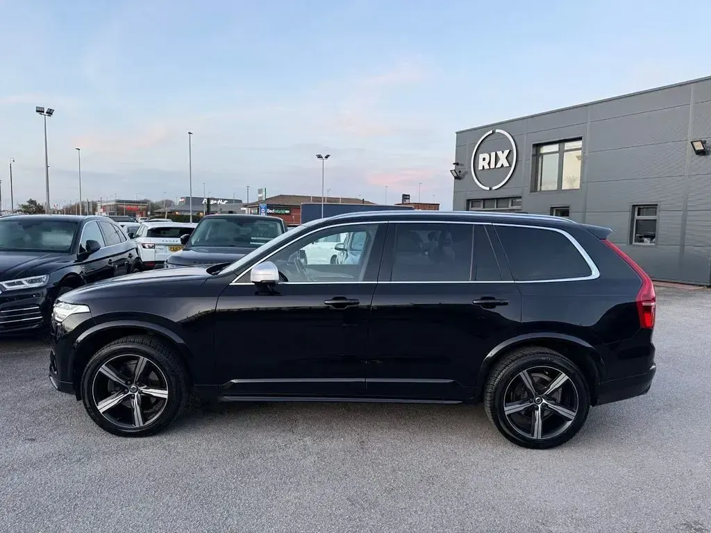 Used Volvo XC90 R-Design 225 HP (165 kW) 2015 Black SUV