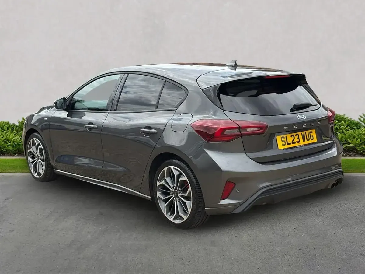Used Ford Focus ST-Line X 2023 Grey Hatchback