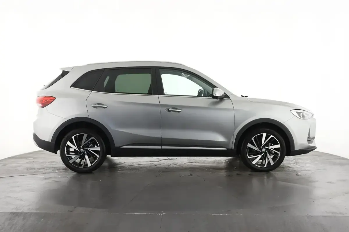 Used MG ZS Trophy 2025 Silver Hatchback