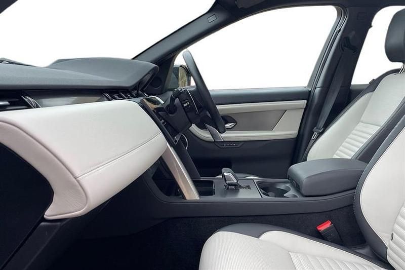 Used Land Rover Discovery Sport HSE Dynamic 204 HP (150 kW) 2024 Santorini black SUV