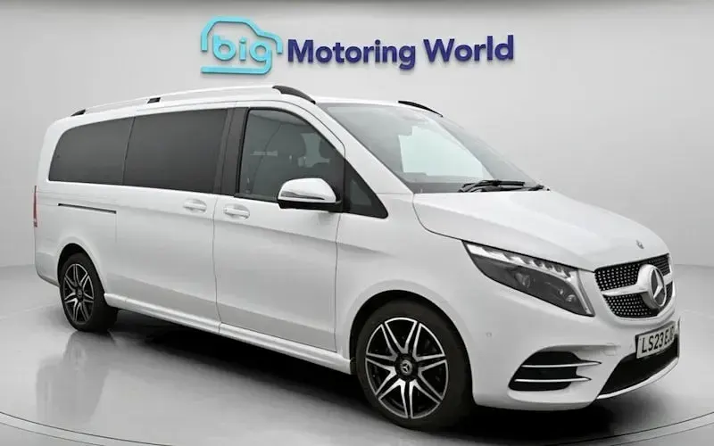 Used Mercedes V300 AMG line 237 HP (174 kW) 2023 MPV