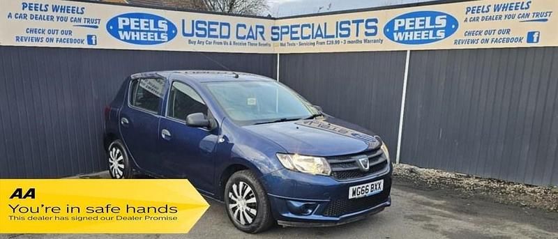 Used Dacia Sandero Ambiance 75 HP (55 kW) 2016 Blue Hatchback