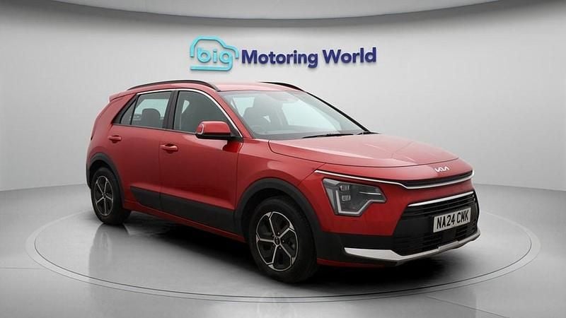 Used Kia Niro 180 HP (132 kW) 2024 Red SUV