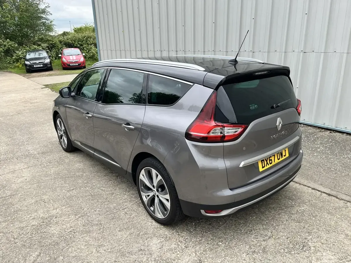 Used Renault Grand Scénic IV Dynamique 110 HP (80 kW) 2017 Grey MPV