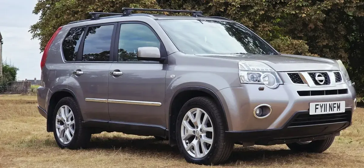 Used Nissan X-Trail Tekna 173 HP (127 kW) 2011 Grey SUV
