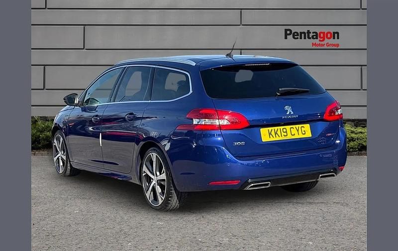 Used Peugeot 308 SW GT-line 128 HP (94 kW) 2019 Blue Estate