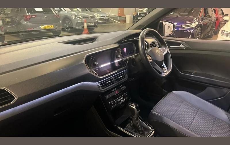 Used VW T-Cross R-line 110 HP (80 kW) 2023 Deep black pearl SUV