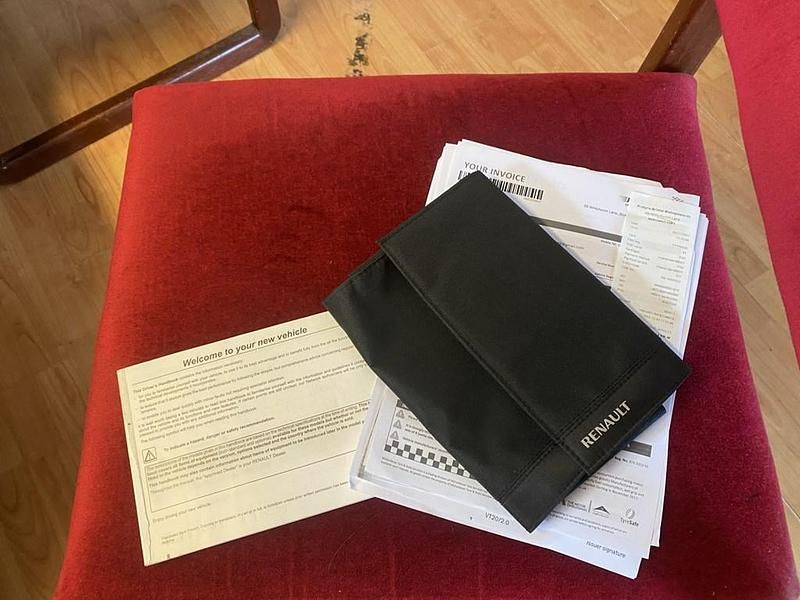 Used Renault Clio IV Dynamique 2015 Red Hatchback