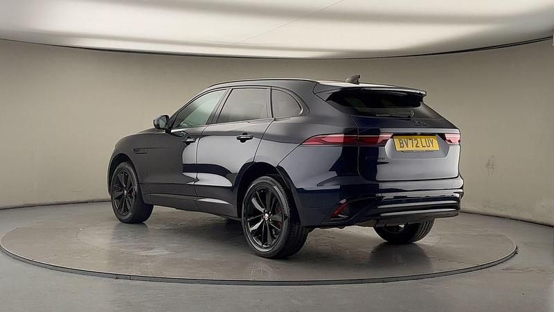 Used Jaguar F-Pace R-Dynamic 204 HP (150 kW) 2022 Portofino blue SUV