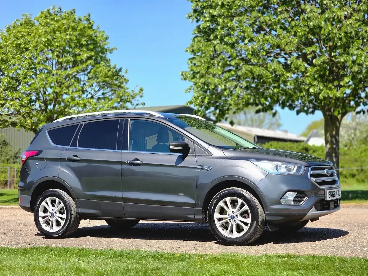 Used Ford Kuga Titanium 182 HP (133 kW) 2019 Grey SUV