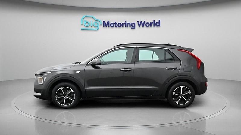 Gebraucht Kia Niro 139 PS (102 kW) 2022 Grau SUV
